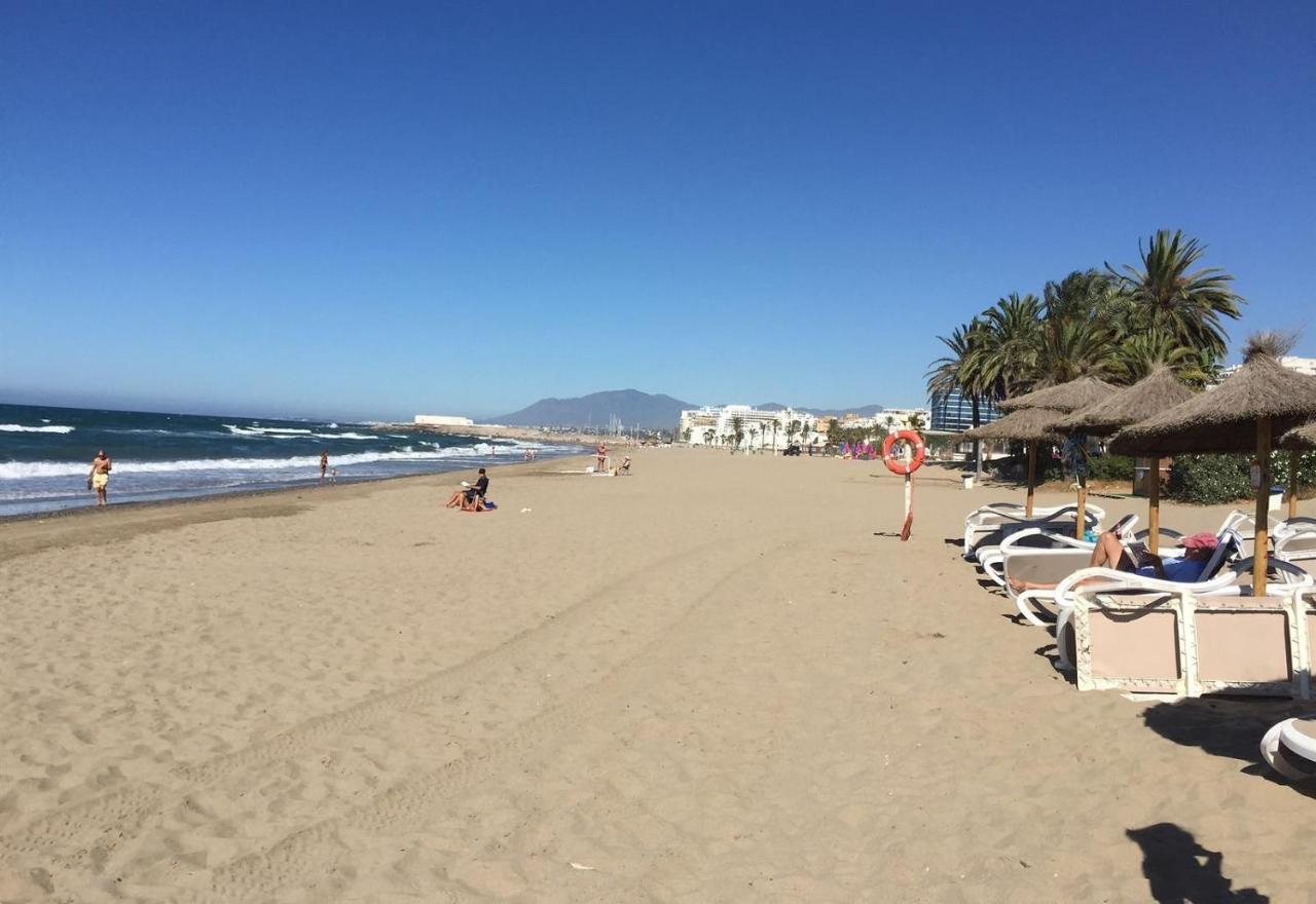 First Line Beach Apartment ماربيا المظهر الخارجي الصورة