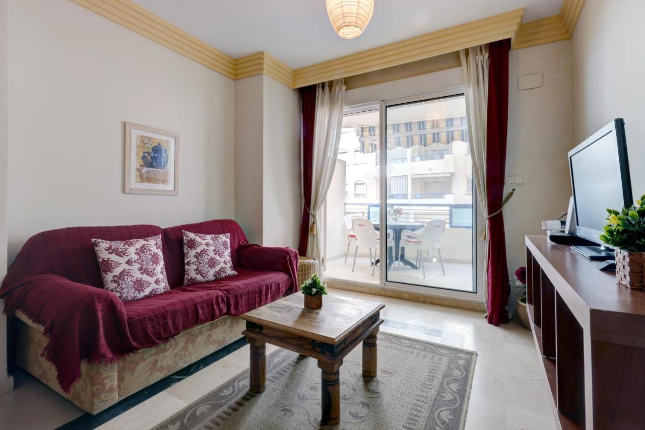 First Line Beach Apartment ماربيا المظهر الخارجي الصورة