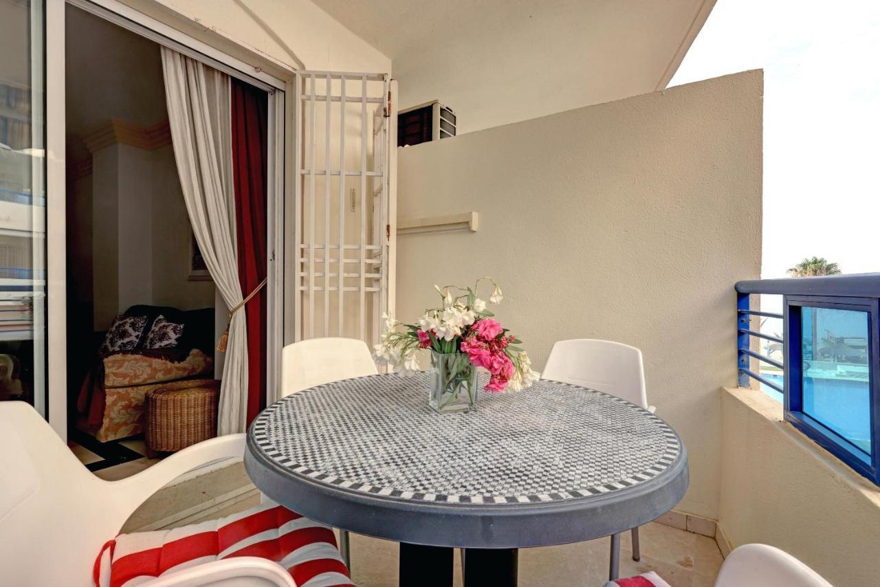 First Line Beach Apartment ماربيا المظهر الخارجي الصورة
