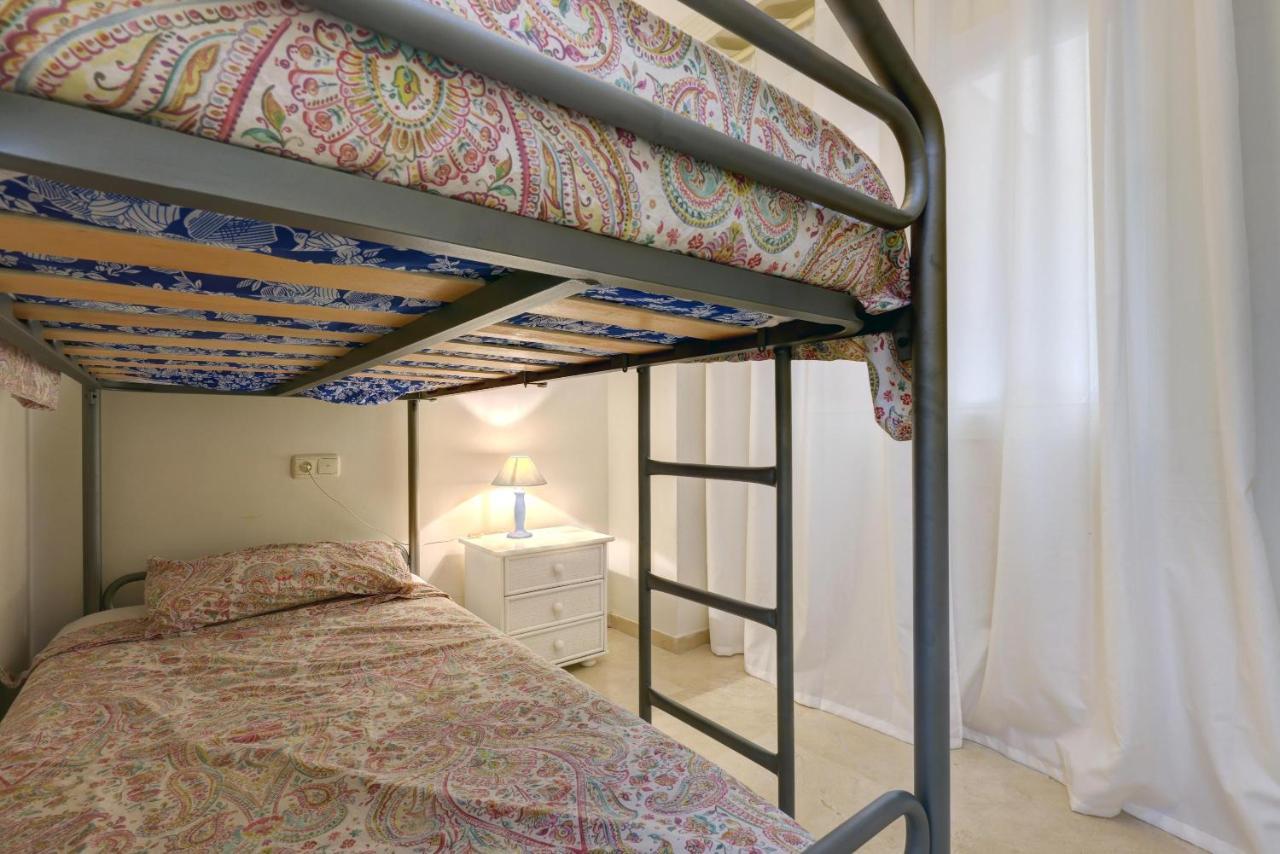 First Line Beach Apartment ماربيا المظهر الخارجي الصورة